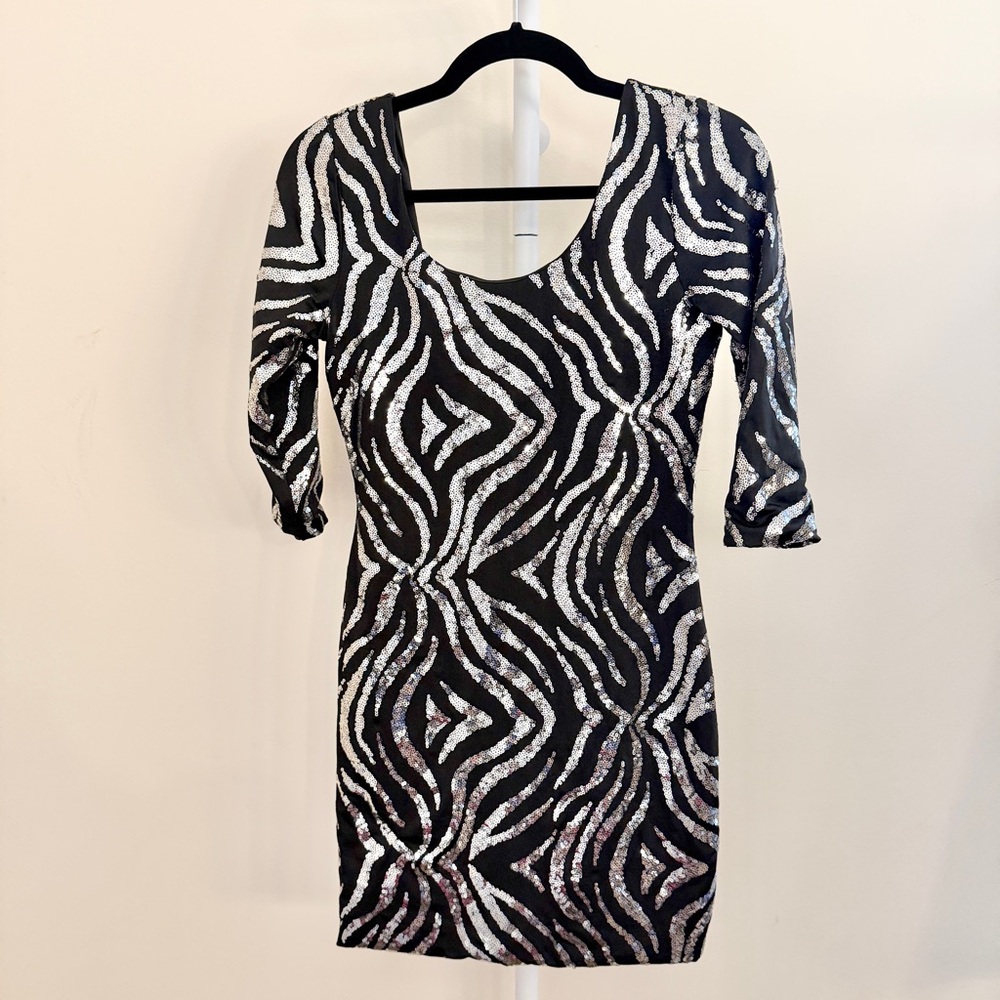 Charlotte Russe Black and Silver Sequin Zebra-Print Bodycon Dress M